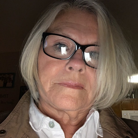 Meet your Posher, Janice - Picture 1 of 1